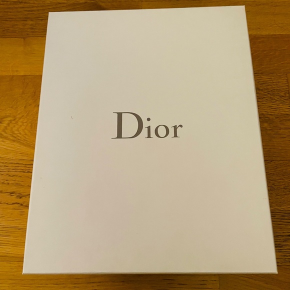 Dior silver/ pewter satin heels with bow size 38. Silver Plated Dior on heel - Picture 6 of 6